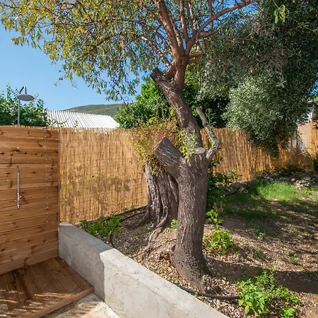 Villa Hidden Sea Crest By 