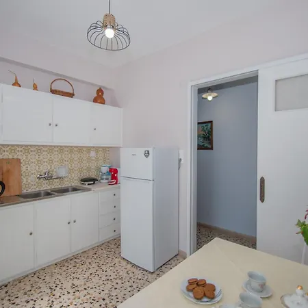 Villa Hidden Sea Crest By 